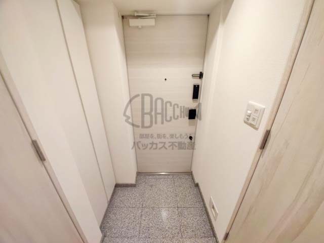 パークリュクス大阪天満 1LDK+WIC 35.00㎡